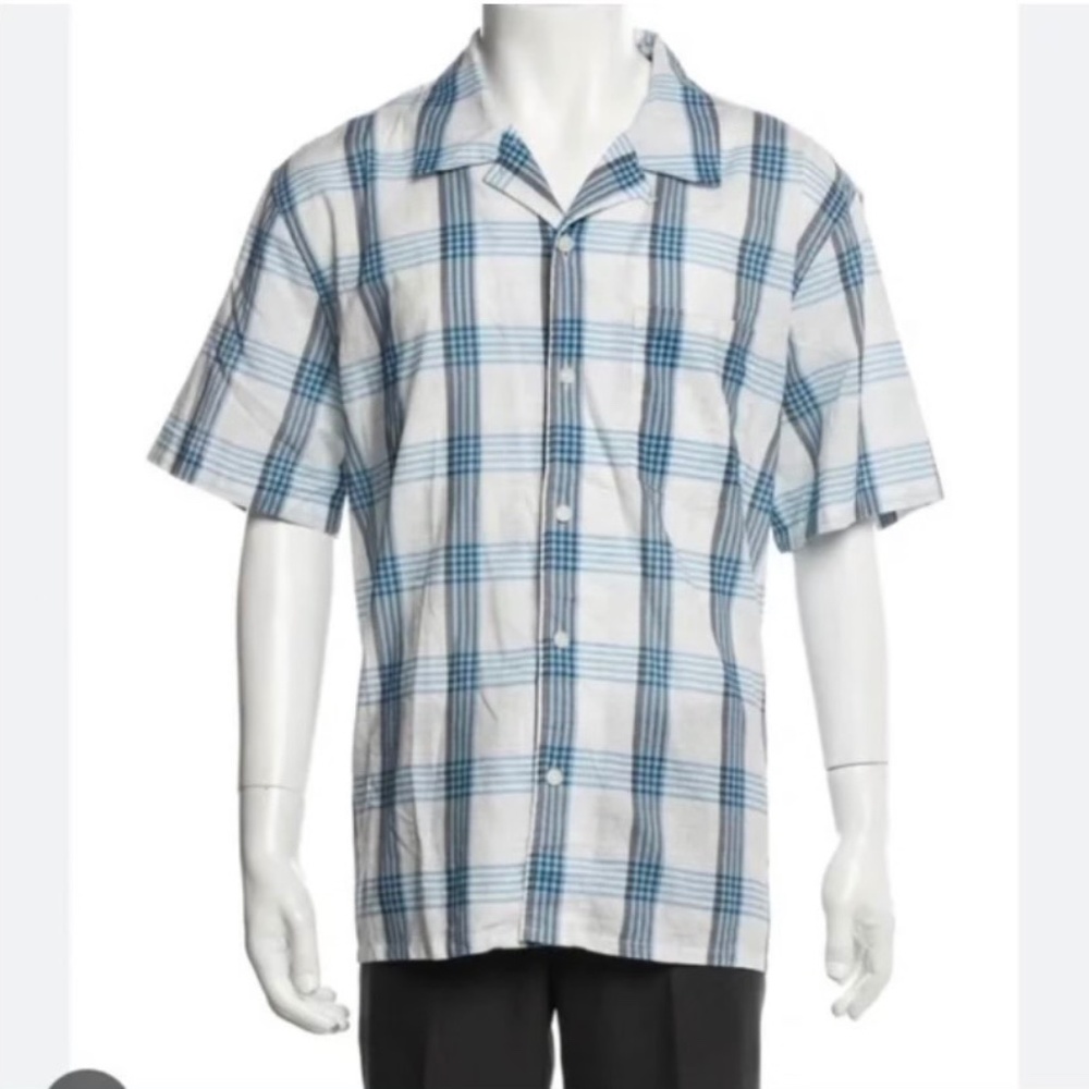 Outerknown Short Sleeve Button Down Shirt Medium